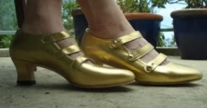 GoldShoes2